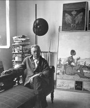 Lucien Coutaud dans son atelier rue des plantes en 1962